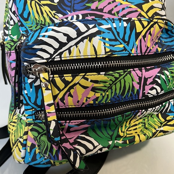 💥3/10 Sale - Under One Sky Mini Backpack - Picture 3 of 10